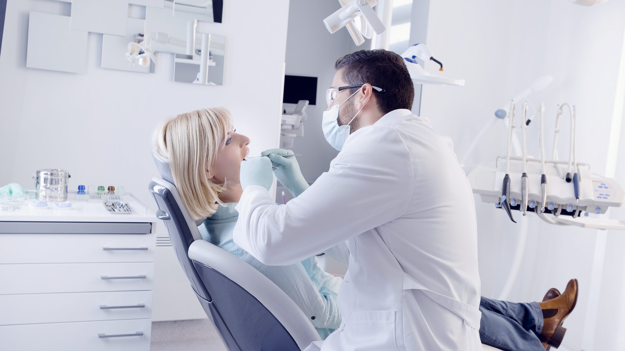 Dentist in Stuttgart, AR